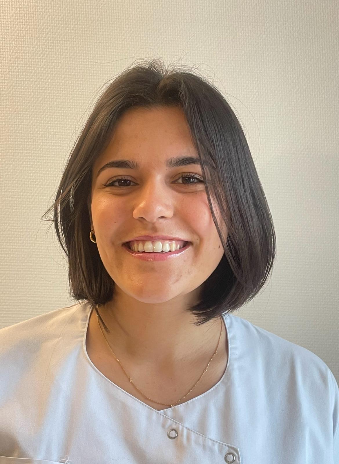 Océane CLEMENT, Masseur-kinésithérapeute formé à la dynervologie — Institut de Dynervologie, Saint-Cyr-sur-Loire (Tours)